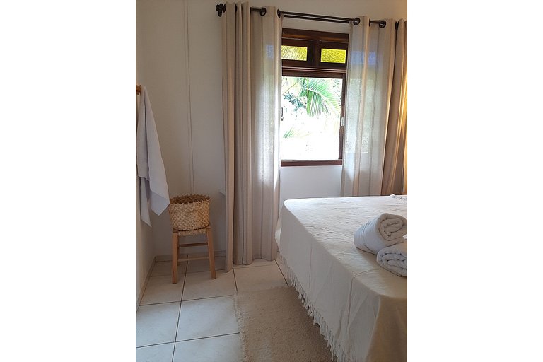 Casa Hibisco: 100m da Praia, próx. ao Beto Carrero