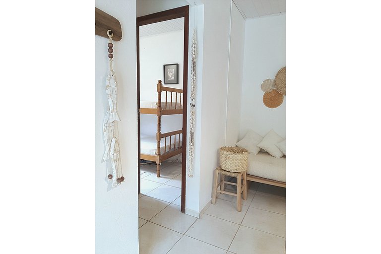 Casa Hibisco: 100m da Praia, próx. ao Beto Carrero