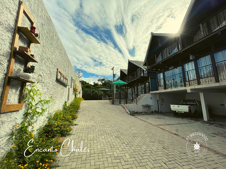 Encanto Chalés – Vermelha – 150m da Praia Grande
