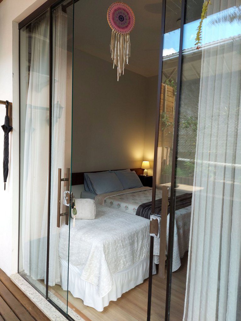 Casa da Flor Guest House - Suíte Abacateiro. Praia Grande