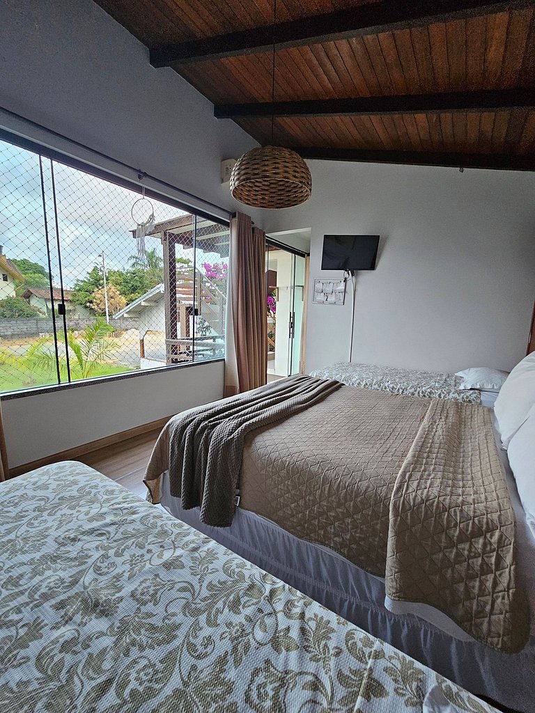 Casa da Flor – Suíte Manacá – Beto Carrero