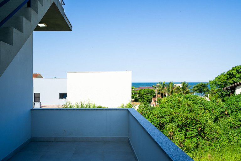 Casa Gladis: Seu Paraíso a Poucos Metros do Mar