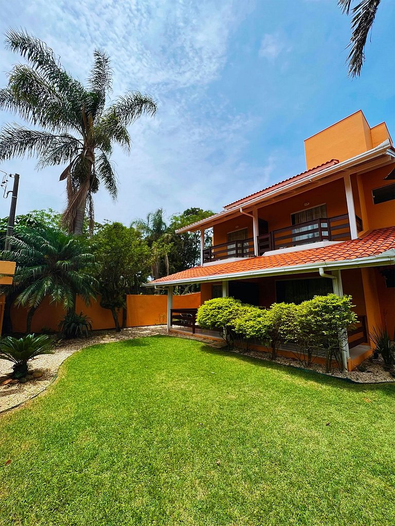 Pousada Bernúncia - Com café da Manhã, próximo a Praia Grand