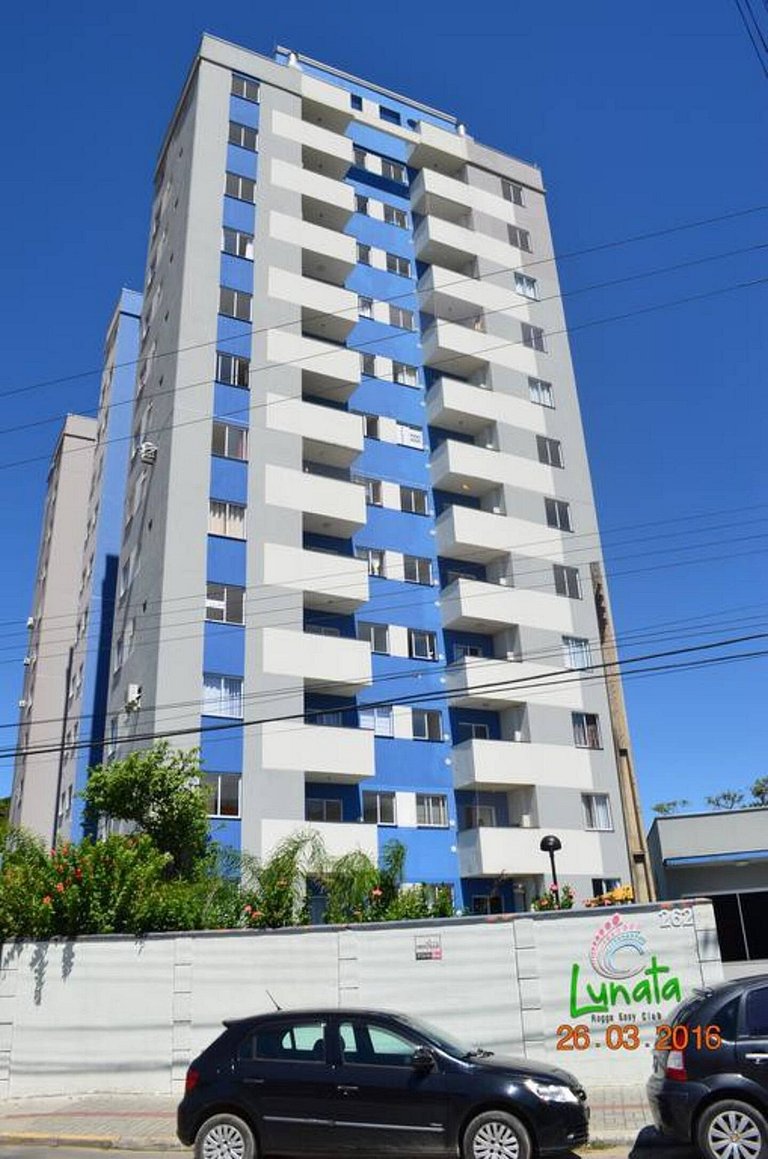Apartamento Grazielle: Conforto a 500m da Praia