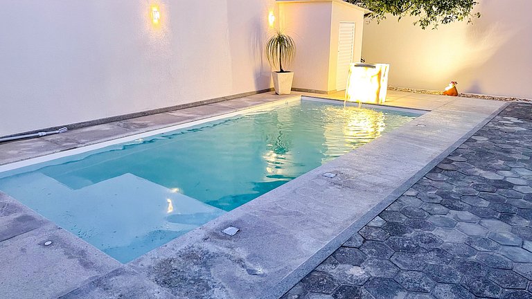 Deu Praia Beach House: Praia, Piscina e Diversão