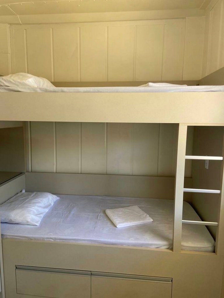 Pousada Fornerolli: Quarto Tulipa