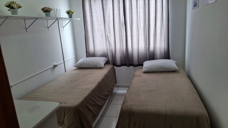 Apartamento p/ ir caminhando ao Parque Beto Carrer