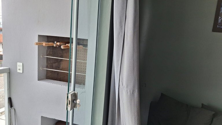 Apartamento p/ ir caminhando ao Parque Beto Carrer