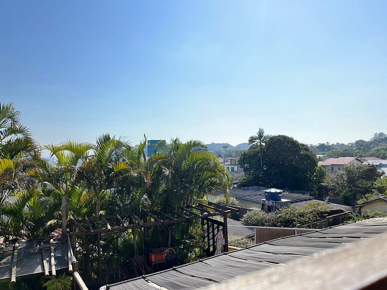 Apartamentos próximo a praia de Armação e Beto Carrero