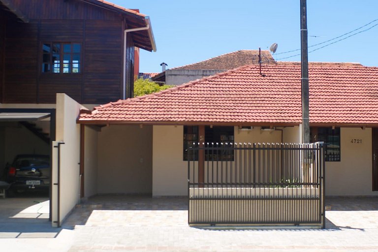 Casa Bem viver, à 800mt do Parque Beto Carrero