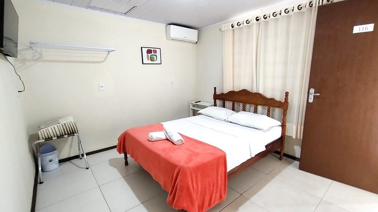 Apto 116 p/ ir caminhando ao Parque Beto Carrero