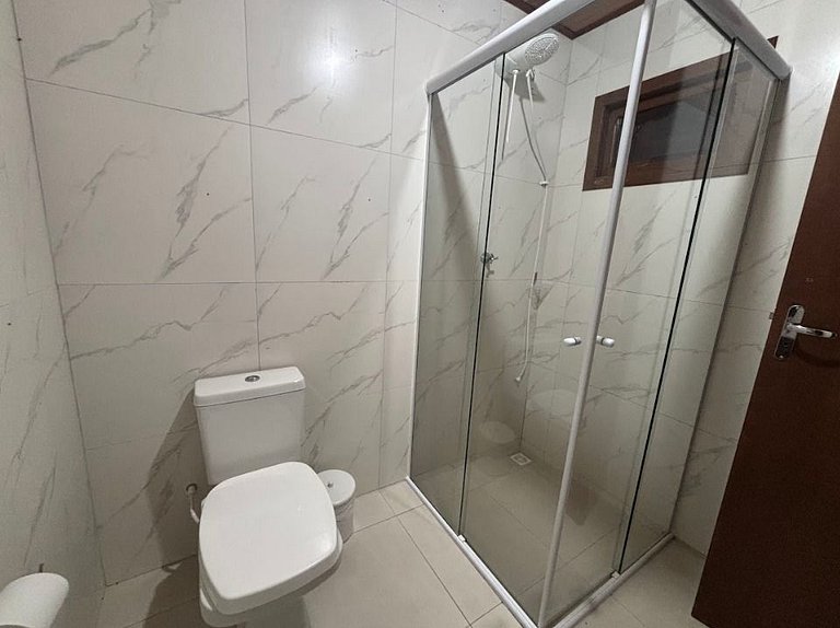 Apto 116 p/ ir caminhando ao Parque Beto Carrero