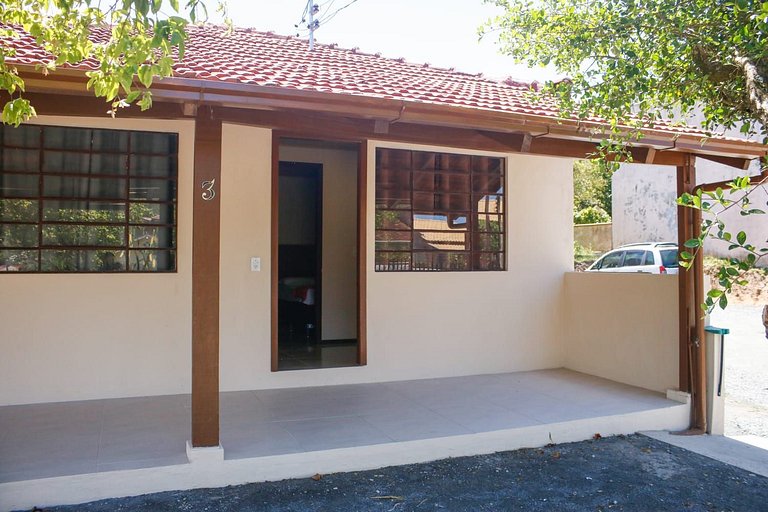 Apto 119 p/ ir caminhando ao Parque Beto Carrero