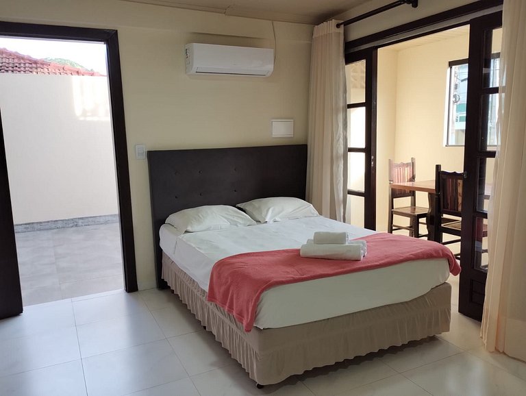 Apto 120 p/ ir caminhando ao Parque Beto Carrero