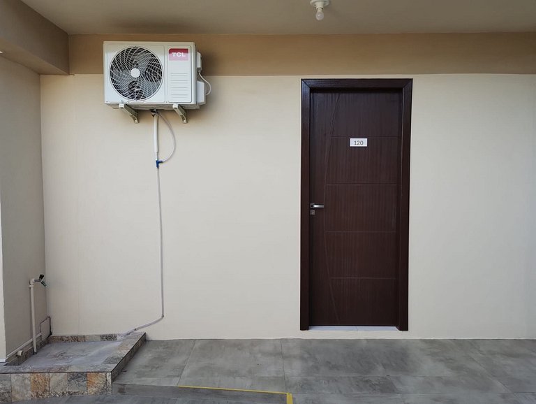 Apto 120 p/ ir caminhando ao Parque Beto Carrero