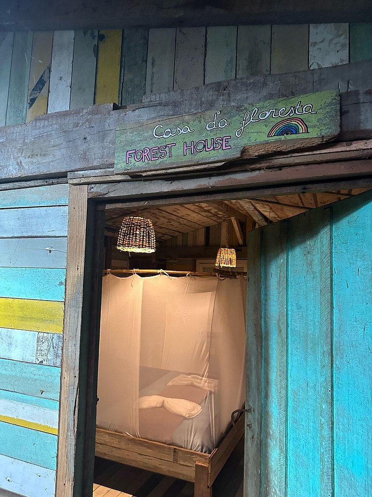 Forest Cabin - Everything is Art Retreat