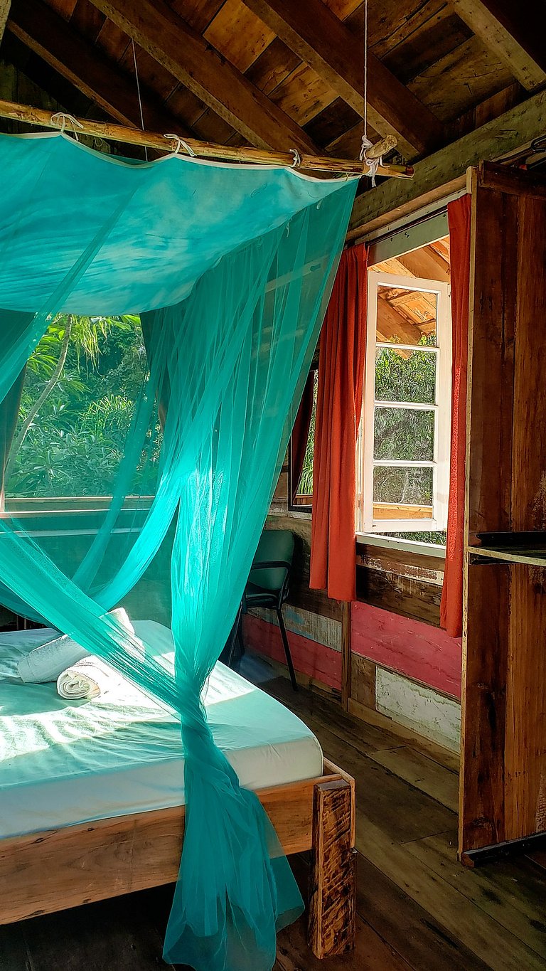 Moon Hut - Everything is Art Ranch