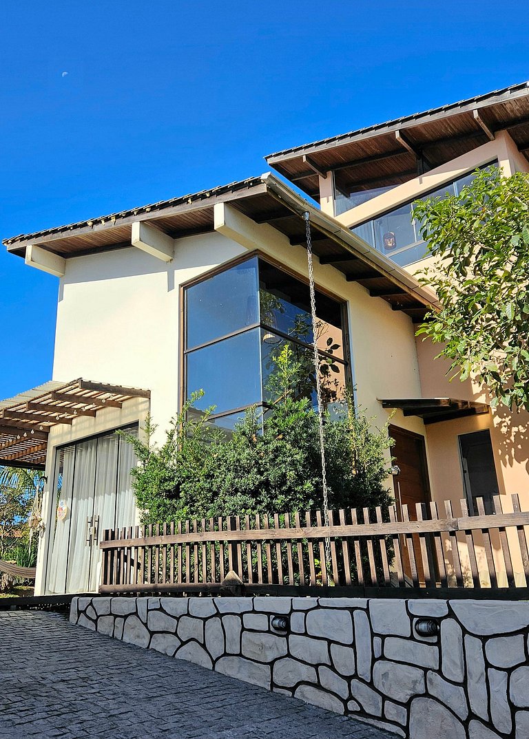 Casa da Flor Guest House - Suíte Abacateiro. Praia Grande
